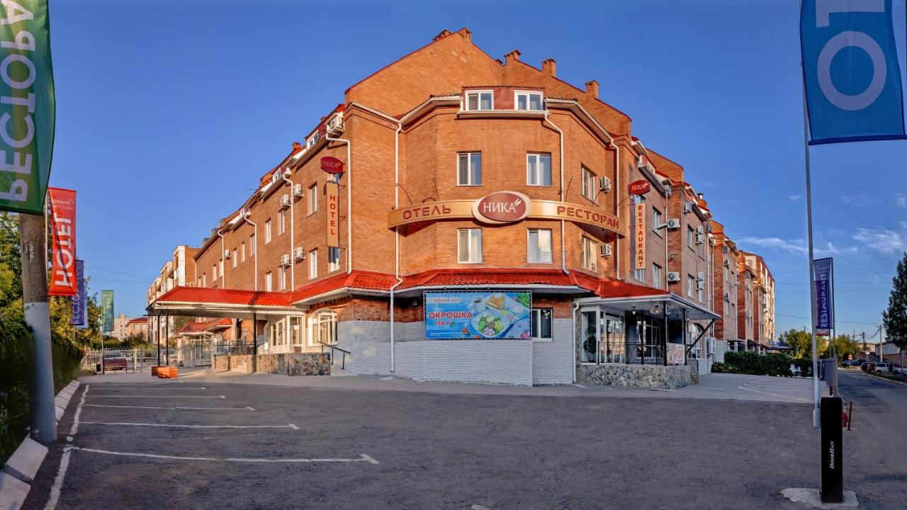 Cronwell Nika Center Hotel Omsk Buitenkant foto